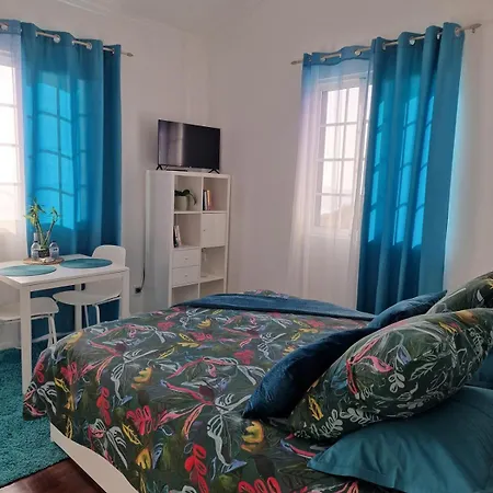 Habitación en casa particular Azul, Ocean View By Villa-kasia Caniço